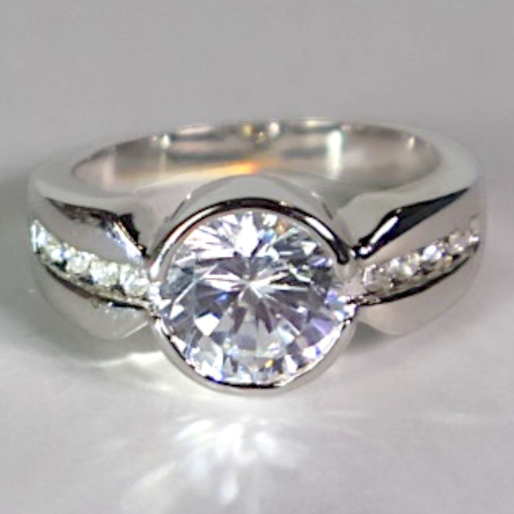 Swarovski Crystal Ring Silver Overlay Brass Bezel Set Round Size 8 Excellent